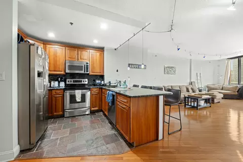 415 Newark St #7G, Hoboken, NJ 07030