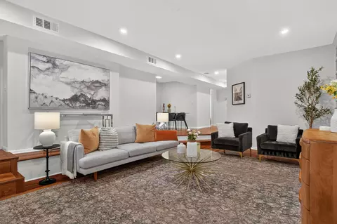 121 Grand St #1, Jersey City, NJ 07302
