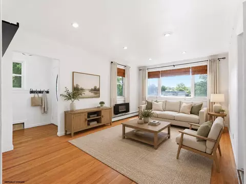 108 County Rd, Tenafly, NJ 07670
