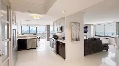 380 Mountain Rd #2113, Union City, NJ 07087