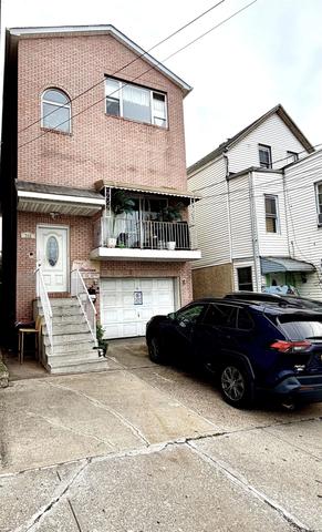 795 Secaucus Rd, Jersey City, NJ 07307