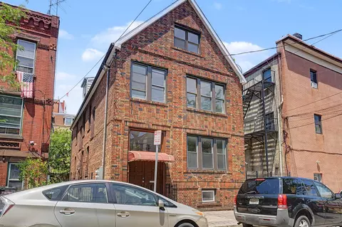 29-31 Crescent Ave, Jersey City, NJ 07304