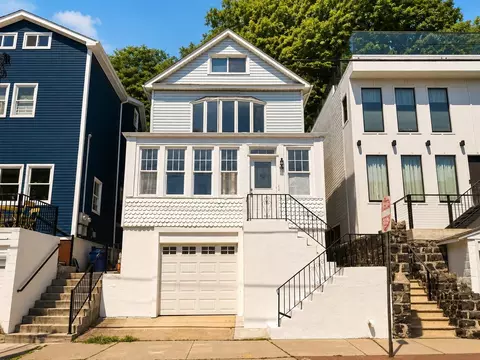 528 Undercliff Ave, Edgewater, NJ 07020 photo 4