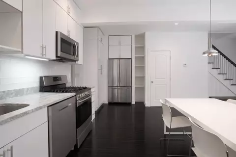 Kitchen - 528 Undercliff Ave, Edgewater, NJ 07020 photo 2 of 2