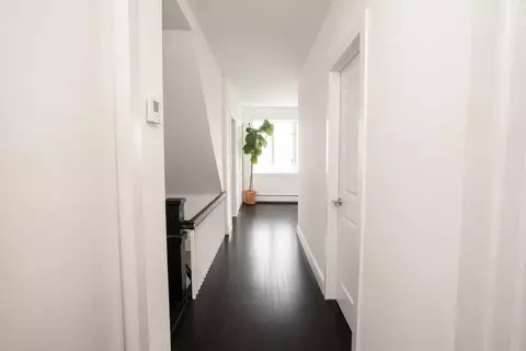 Entry Way - 528 Undercliff Ave, Edgewater, NJ 07020 photo 1 of 1