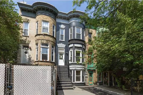 52 Brinkerhoff St, Jersey City, NJ 07304