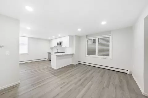 418 7th St, Union City, NJ 07087