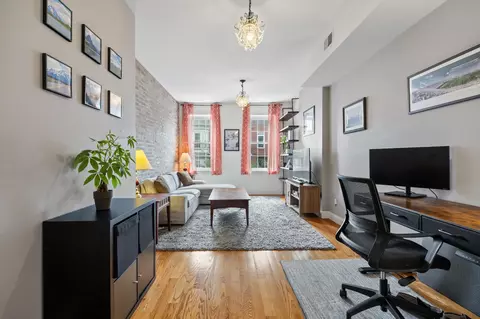 149 Webster Ave #4, Jersey City, NJ 07307