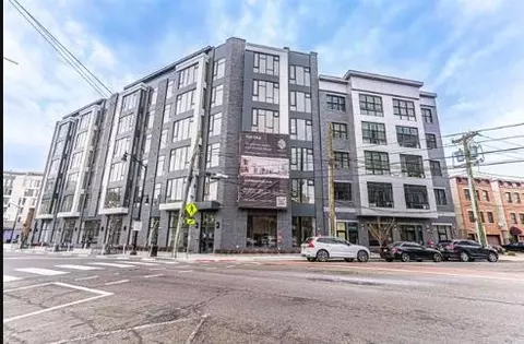 338 Newark Ave #302, Jersey City, NJ 07302