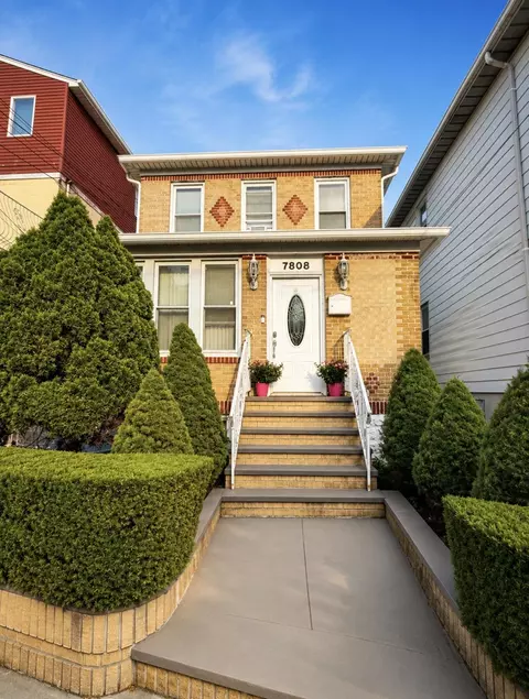 7808 4th Ave, North Bergen, NJ 07047