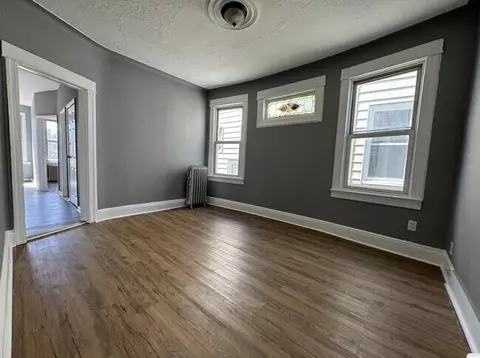 119 Woodlawn Ave # A, Jersey City, NJ 07305