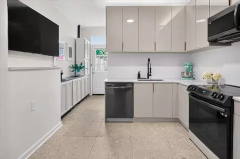 609 New York Ave #1R, Union City, NJ 07087