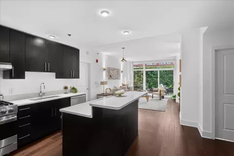 1100 Maxwell Ln #422, Hoboken, NJ 07030