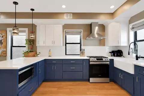 305 Arlington Ave #2, Jersey City, NJ 07304