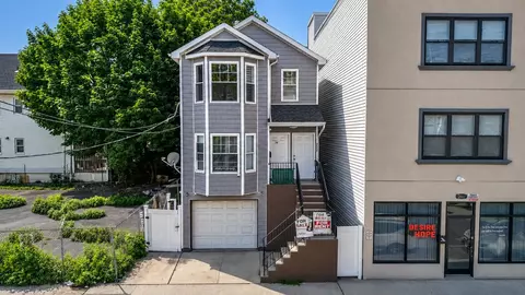 242 Rosa Parks Blvd, Paterson, NJ 07501