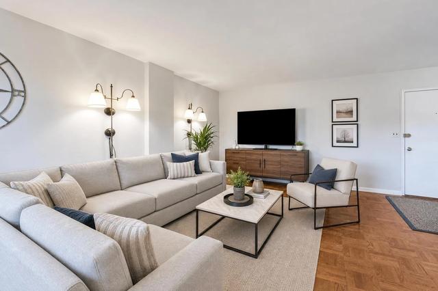 4108 New York Ave, Union City, NJ 07087