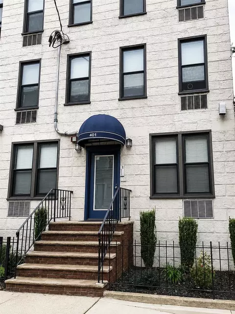 401 Monroe St #2R, Hoboken, NJ 07030