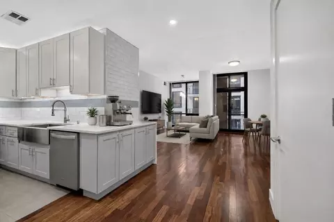 159 2nd St #304, Jersey City, NJ 07302