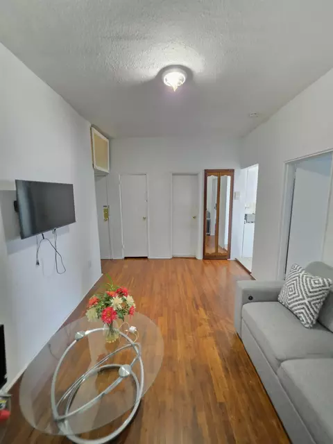 213 48th St, Union City, NJ 07087