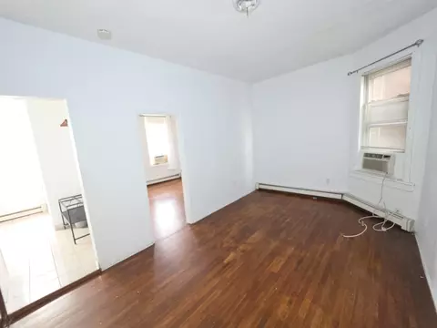 213 48th St #2B, Union City, NJ 07087