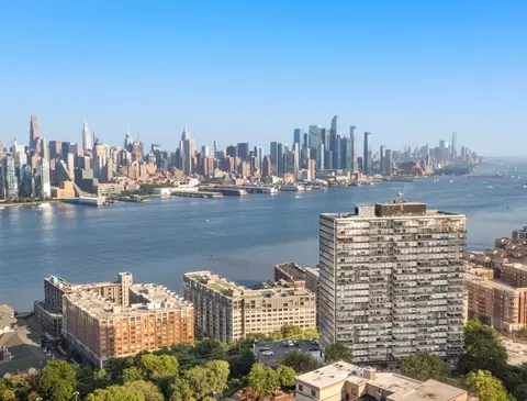 6050 Blvd E #22GH, West New York, NJ 07093