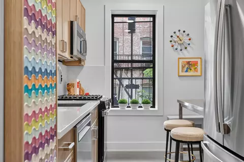 107 Kensington Ave #302, Jersey City, NJ 07304