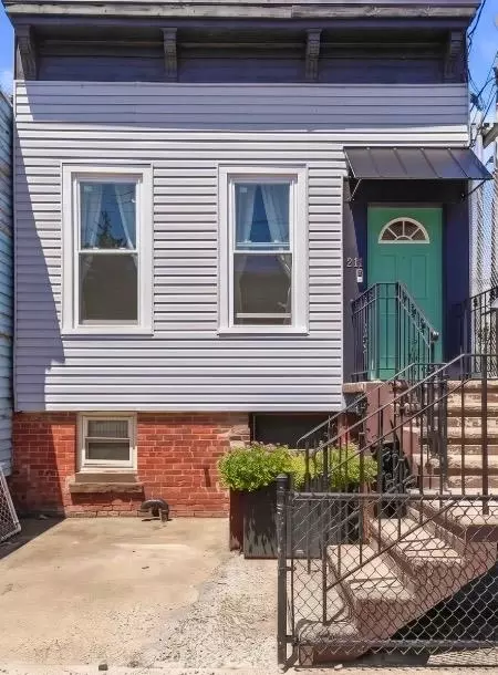 211 Plainfield Ave, Jersey City, NJ 07306