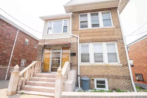 7073 Kennedy Blvd, North Bergen, NJ 07047
