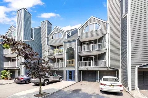 38 Triumph Ct #A, East Rutherford, NJ 07073