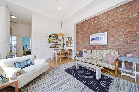 42 Prospect St #4B, Jersey City, NJ 07307