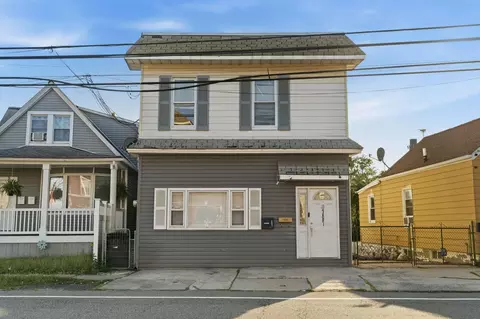 397 River Dr, Garfield, NJ 07026
