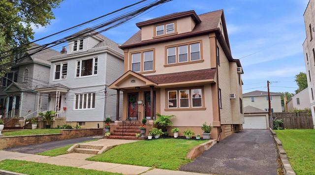 9 Lincoln Pkwy, Bayonne, NJ 07002