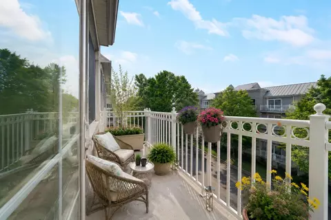 15 Freedom Way # 0401, Jc Greenville, NJ 07306