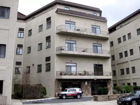 75 Liberty Ave #E12, Jersey City, NJ 07306