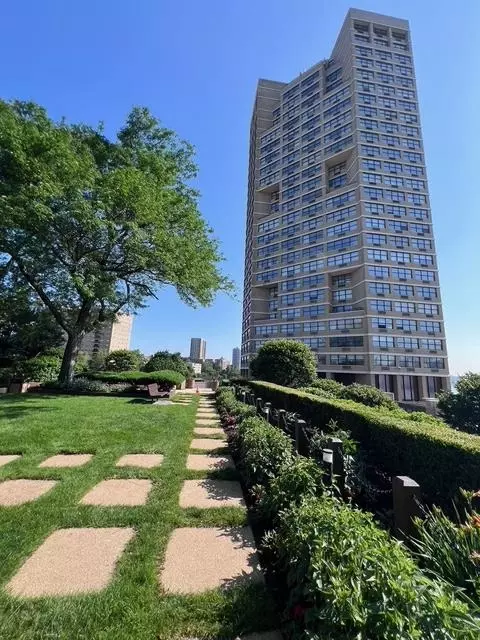 7004 Blvd E #29D, Guttenberg, NJ 07093