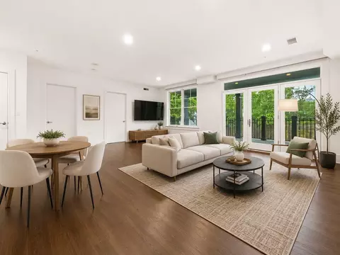 313 7th St #302, Jersey City, NJ 07302