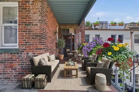 278 Monmouth St #2L, Jersey City, NJ 07302
