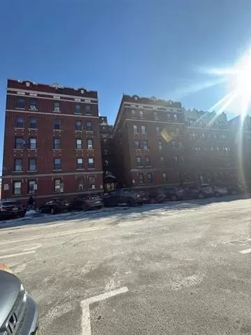7612 Park Ave #B2, North Bergen, NJ 07047