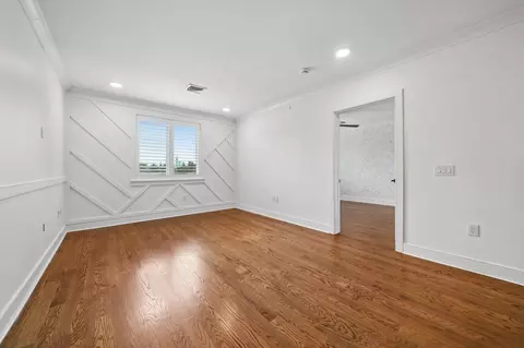 139 Sherman Pl #504, Jersey City, NJ 07307