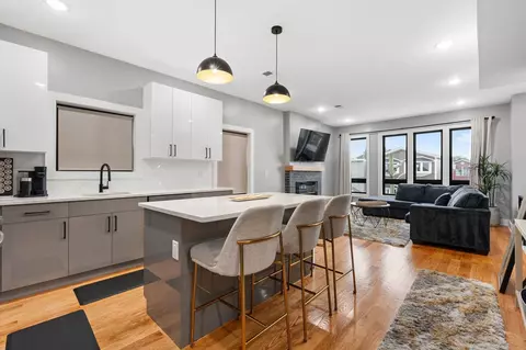 246 Clinton Ave #2, Jersey City, NJ 07304