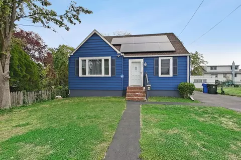 811 Lincoln Ave, Burlington, NJ 08016
