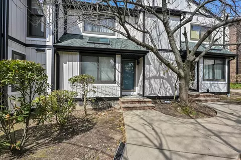 1537 Apt 7 John St, Fort Lee, NJ 07024