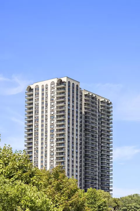 7855 Blvd E #12F, North Bergen, NJ 07047