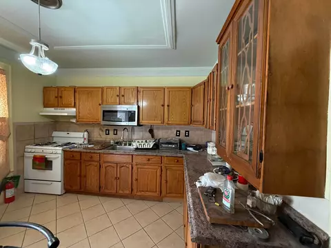 95 Lexington Ave, Jersey City, NJ 07304
