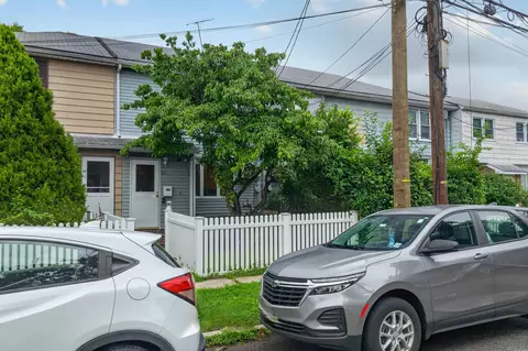 83 Zabriskie Ave, Bayonne, NJ 07002