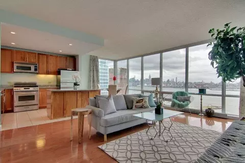 20 Newport Pkwy #2507, Jersey City, NJ 07310