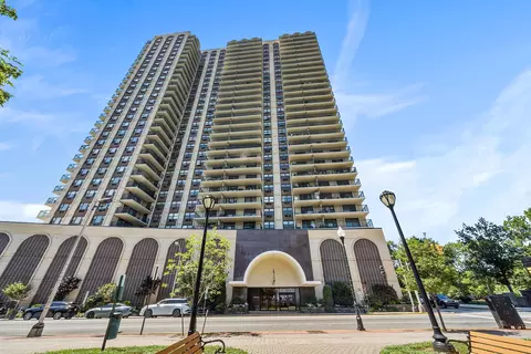 7855 Blvd E #26G, North Bergen, NJ 07047