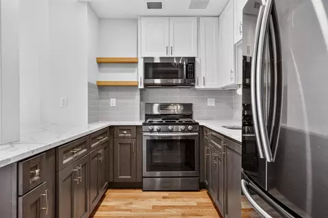 1015 Grand St #4D, Hoboken, NJ 07030