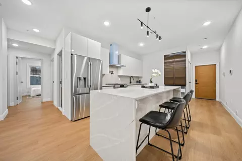 192 Cambridge Ave #1, Jersey City, NJ 07307