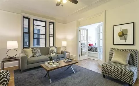2672 Kennedy Blvd #201, Jersey City, NJ 07306